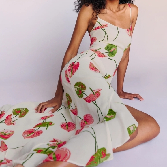 Reformation Winola Dress in Cali size M NWT - Picture 3 of 15